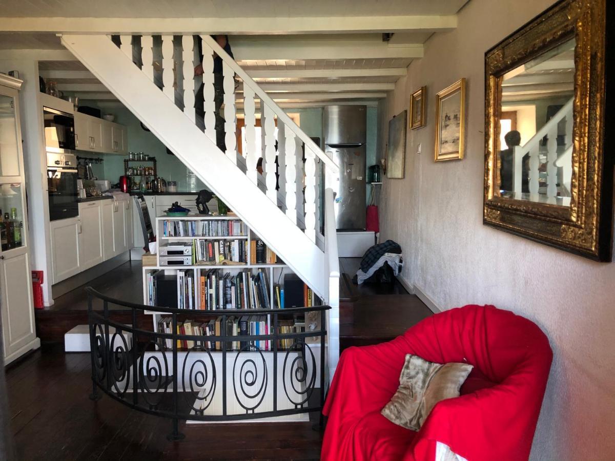 A Room With A View - Maisonnette Dans Bourg Medieval Au Bord Du Lac Leman Yvoire Exterior foto